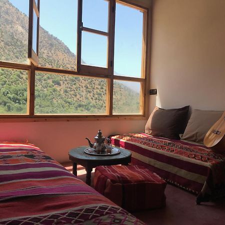 Amlougui House Panzió Asgaour Kültér fotó