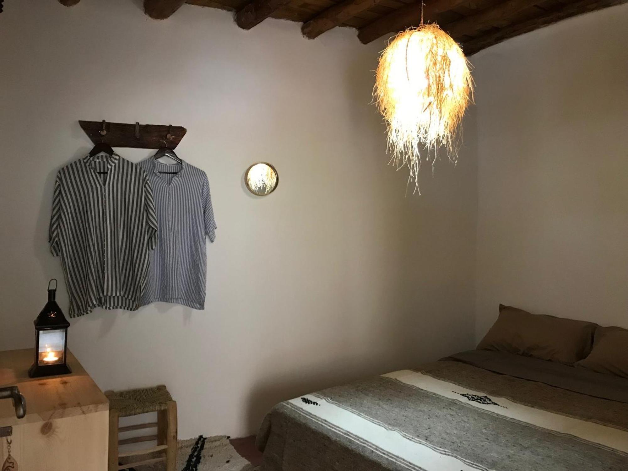 Amlougui House Panzió Asgaour Kültér fotó