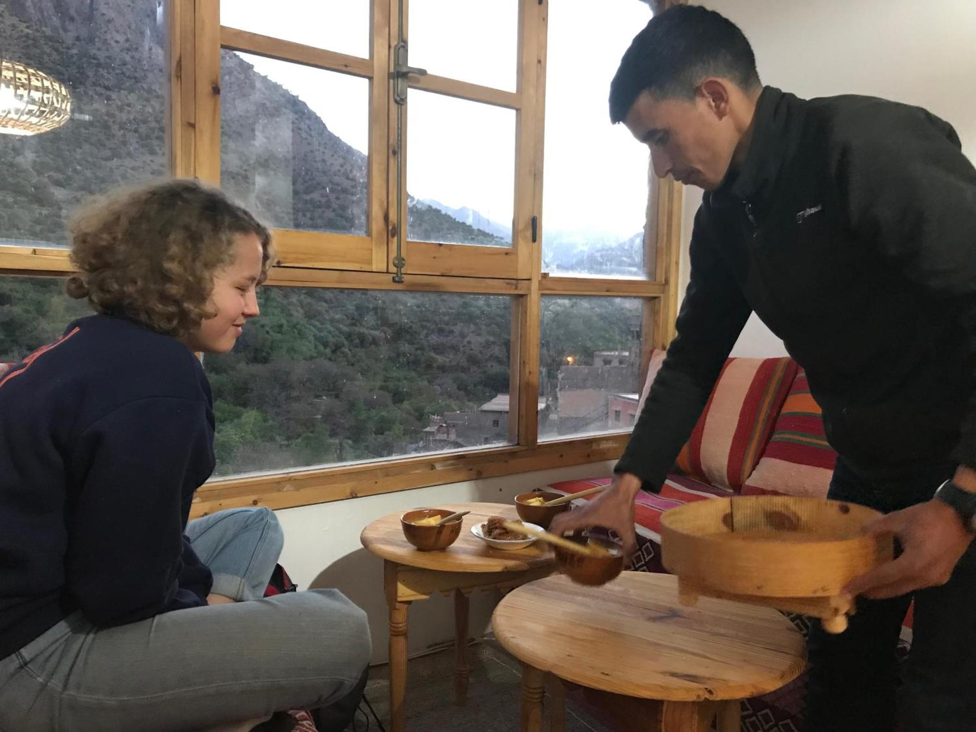 Amlougui House Panzió Asgaour Kültér fotó