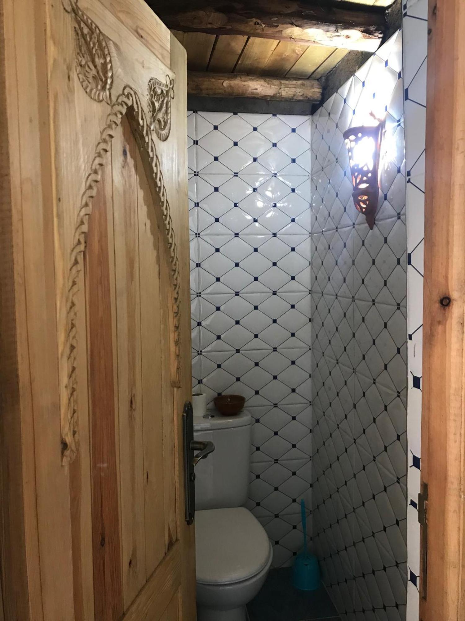 Amlougui House Panzió Asgaour Kültér fotó